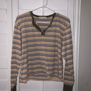 Long sleeve striped shirt🌚